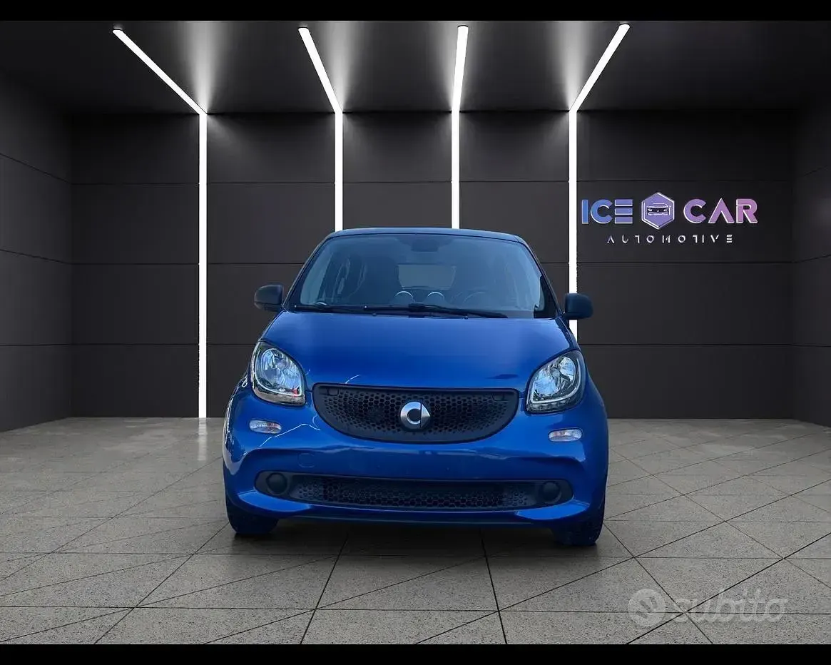 Usata Smart ForFour Passion 71 CV (52 kW) 2016 Blu Utilitaria