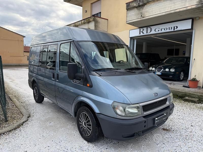 Begagnad Ford Transit 86 HK (63 kW) 2001 Blå Sedan