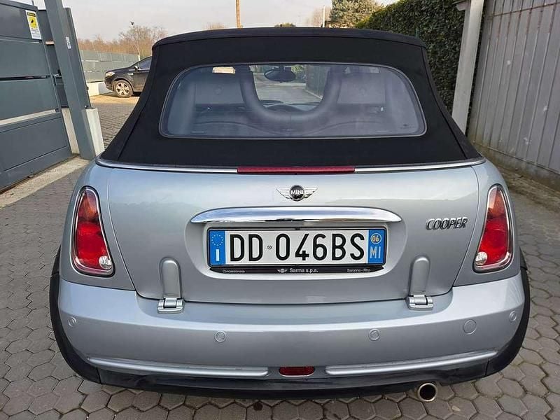 Usata Mini Cooper Cabriolet 116 CV (85 kW) 2006 Argento Cabrio