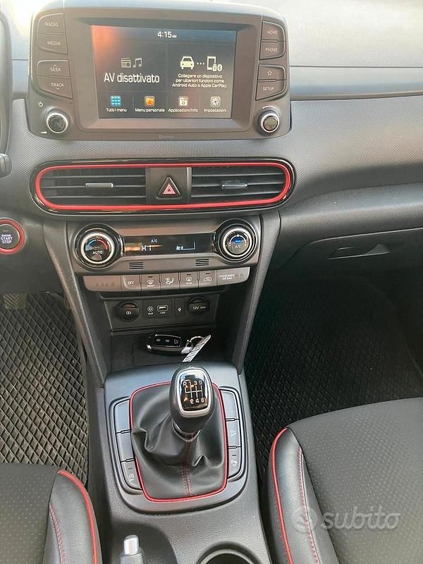 Usata Hyundai Kona XPrime 116 CV (85 kW) 2020 Rosso SUV