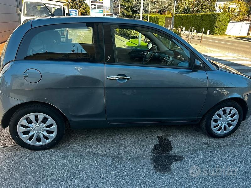 Usata Lancia Ypsilon 2008 Grigio Utilitaria