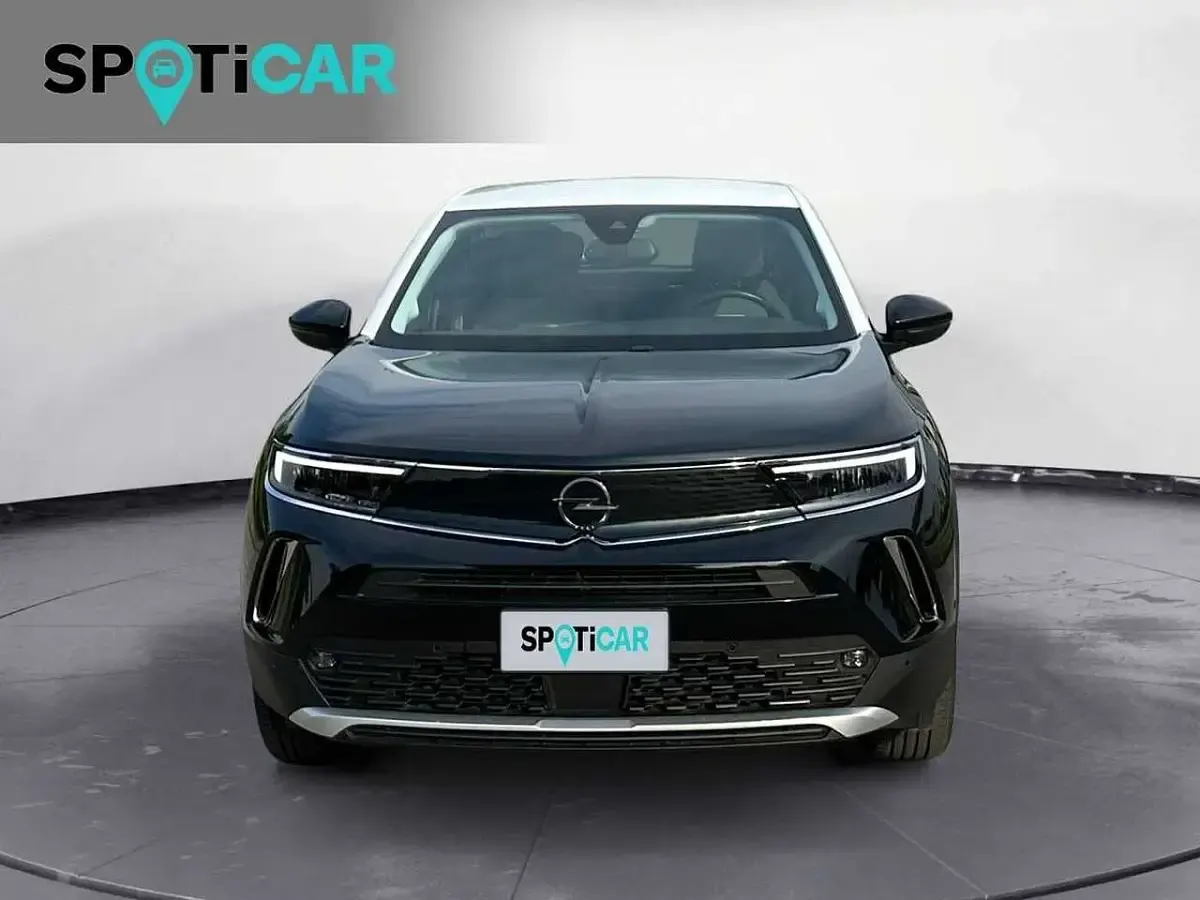 Usata Opel Mokka Elegance 101 CV (74 kW) 2023 Tetto bianco SUV