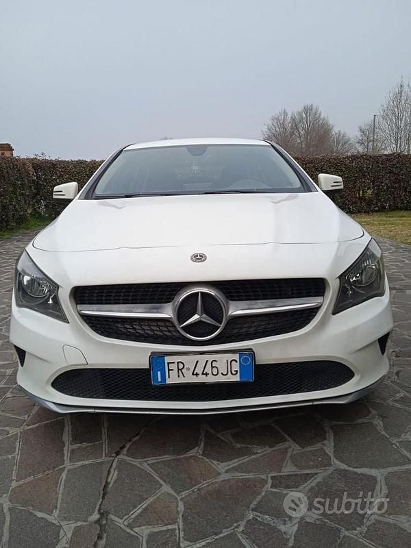 Usata Mercedes CLA200 Shooting Brake 136 CV (100 kW) 2018 Bianco Station wagon