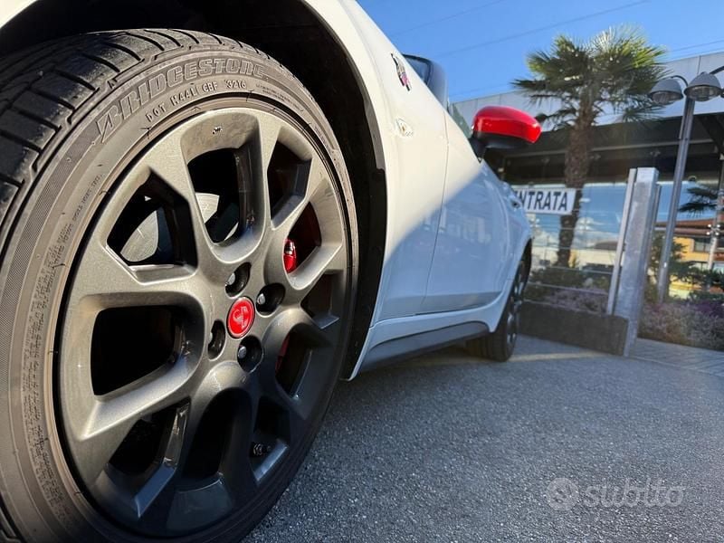Usata Abarth 124 Spider 170 CV (125 kW) 2017 Bianco Cabrio