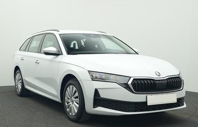 Usata Skoda Octavia Executive 116 CV (85 kW) 2025 Bianco Station wagon