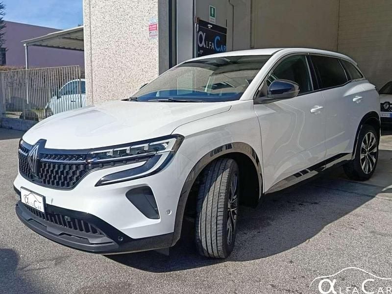 Usata Renault Austral Techno 200 CV (147 kW) 2023 Bianco SUV