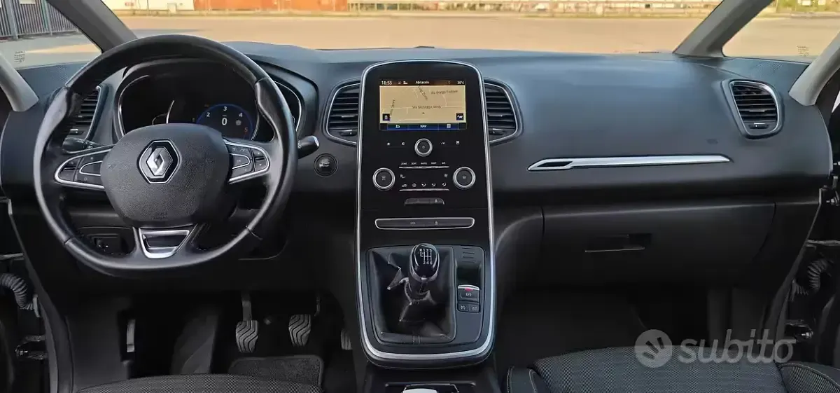 Usata Renault Scénic 110 CV (80 kW) 2018 Grigio Monovolume