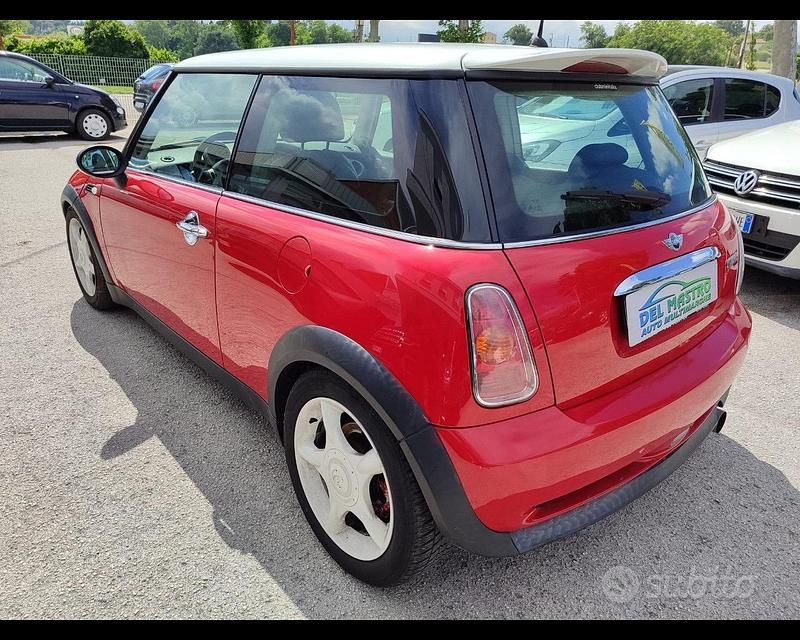 Occasion Mini Cooper 116 ch (85 kW) 2003 Rouge Citadine