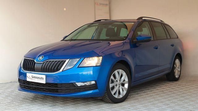 Usata Skoda Octavia Ambition 150 CV (110 kW) 2020 Blu Station wagon