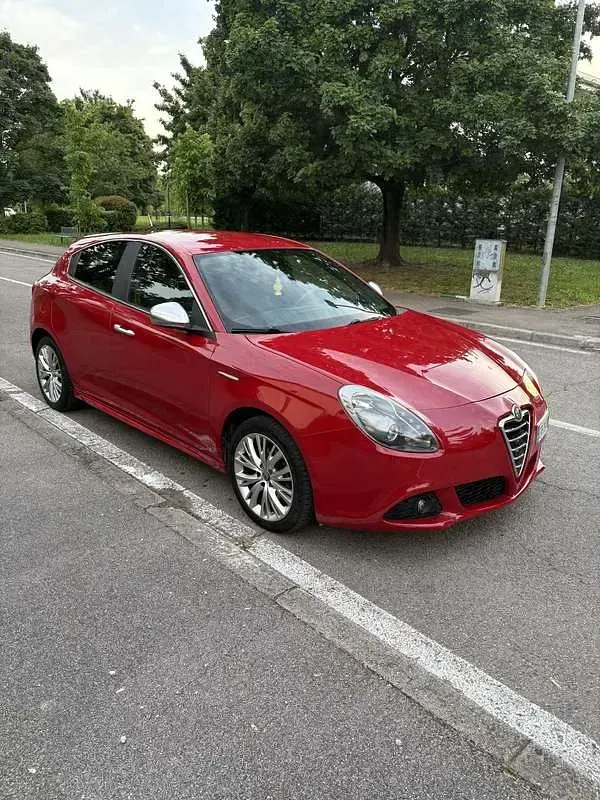 Usata Alfa Romeo Giulietta Exclusive 105 CV (77 kW) 2013 Utilitaria
