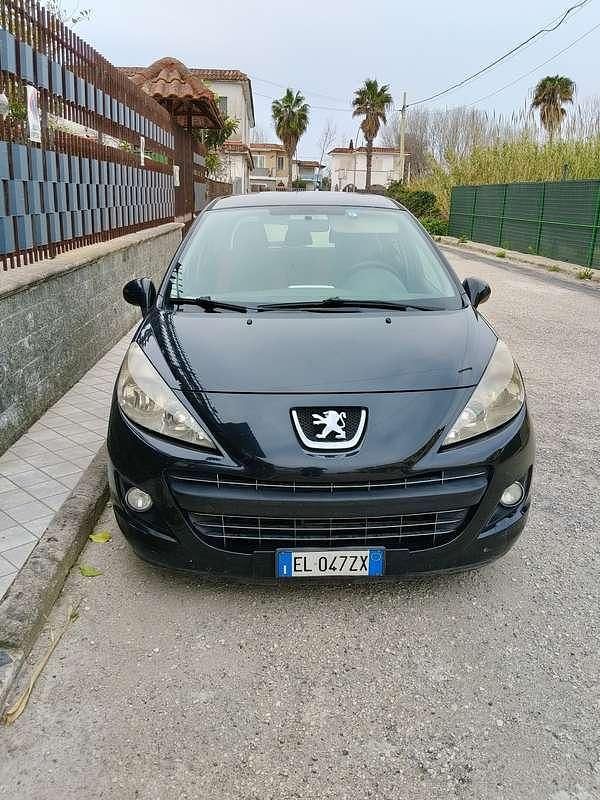 Usata Peugeot 207 75 CV (55 kW) 2012 Nero Berlina