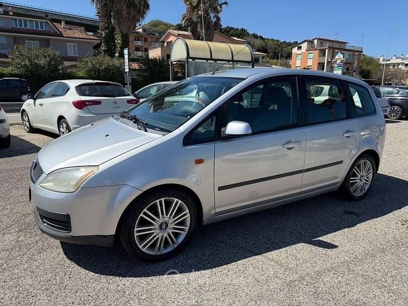 Argento Usata 2006 Ford C-MAX Ghia Monovolume | 1900 € (Ottimo prezzo) - Immagine 1/4
