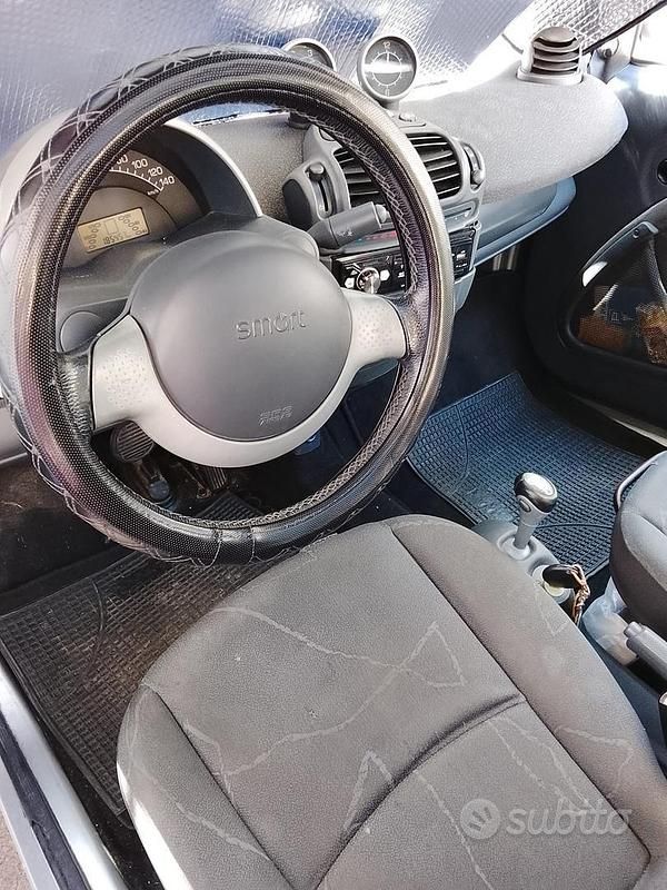 Usata Smart ForTwo Coupé 41 CV (30 kW) 2006 Utilitaria