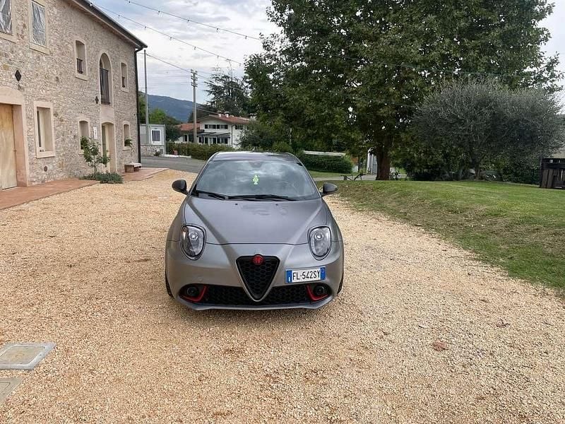 Usata Alfa Romeo MiTo Veloce 170 CV (125 kW) 2017 Grigio Utilitaria
