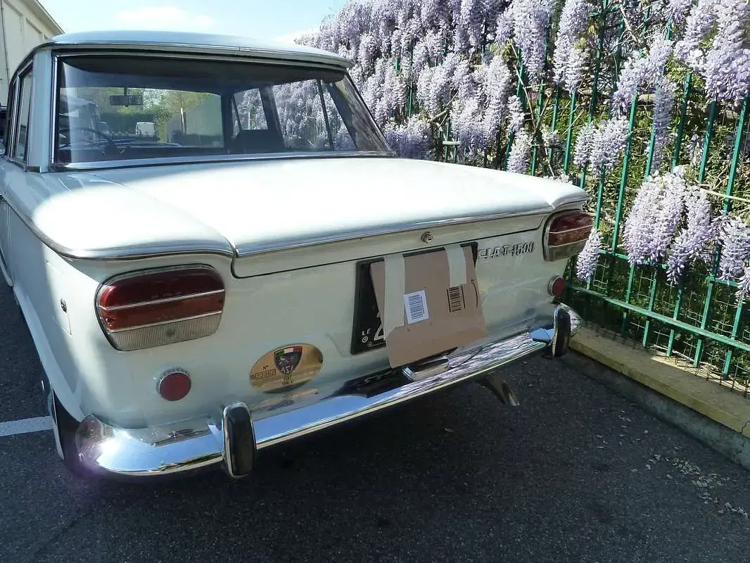 Usata Fiat 1500 76 CV (55 kW) 1967 Bianco Berlina