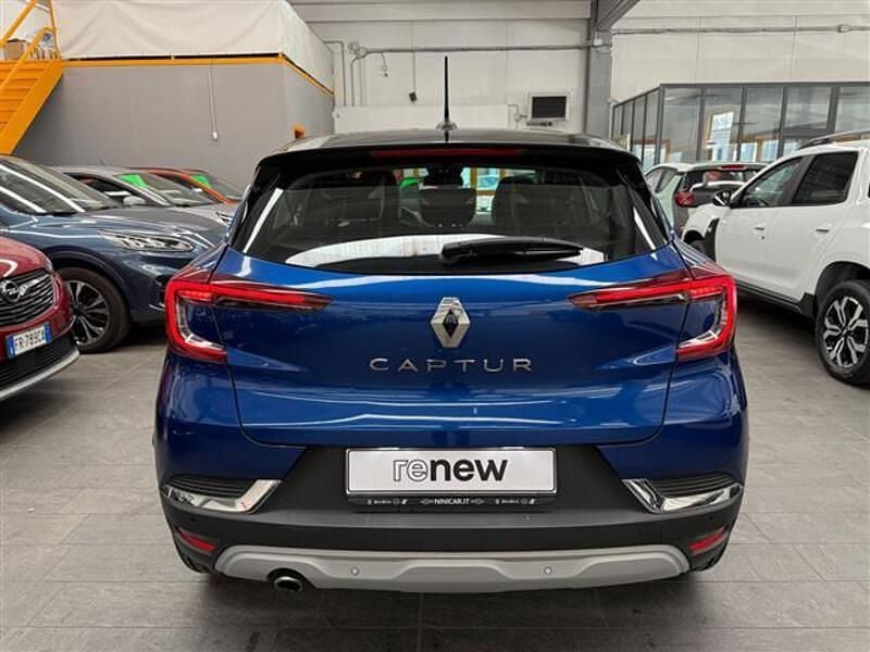 Usata Renault Captur Intens 101 CV (74 kW) 2020 Blu SUV