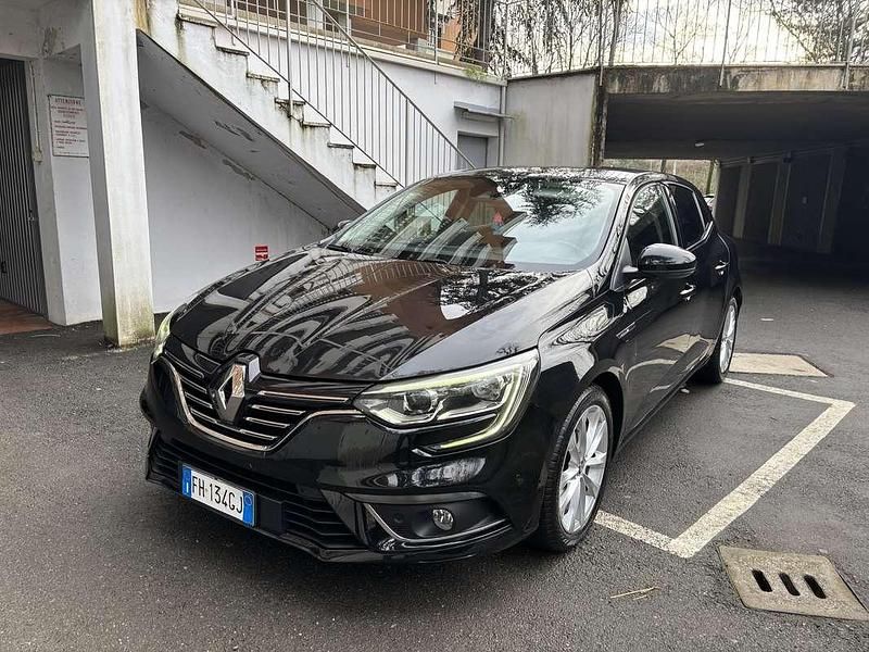 Usata Renault Mégane IV LIMITED 116 CV (85 kW) 2017 Berlina