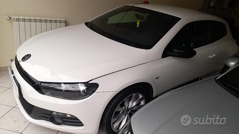 Usata VW Scirocco R-line 210 CV (154 kW) 2009