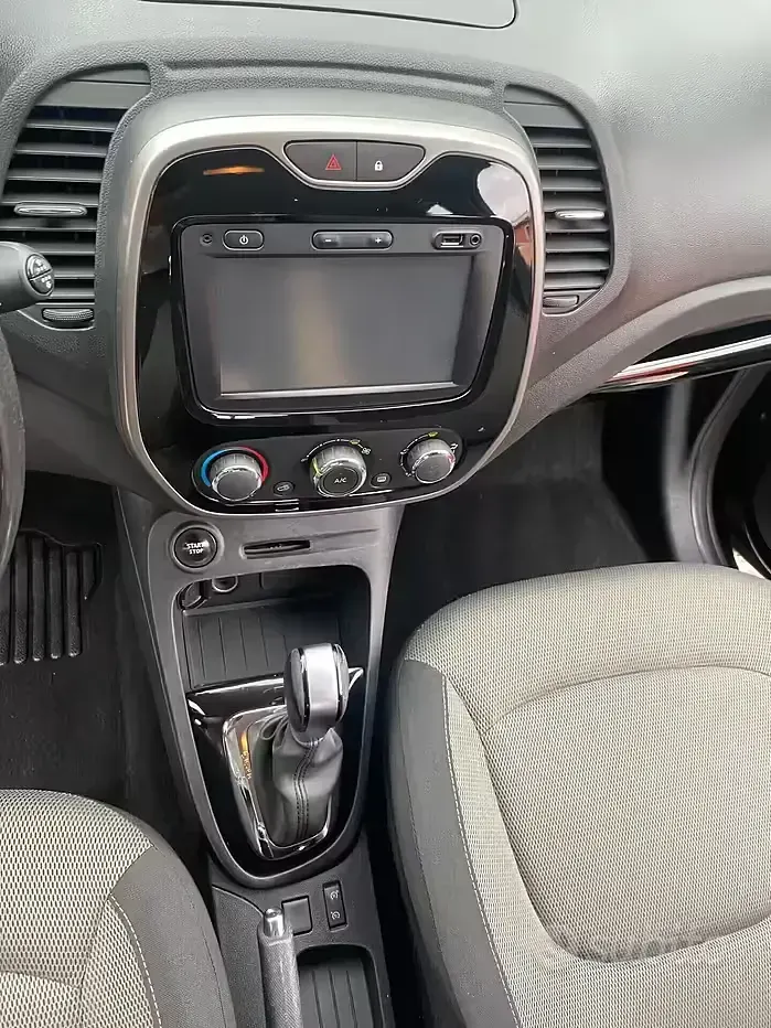 Usata Renault Captur 90 CV (66 kW) 2016 Nero SUV