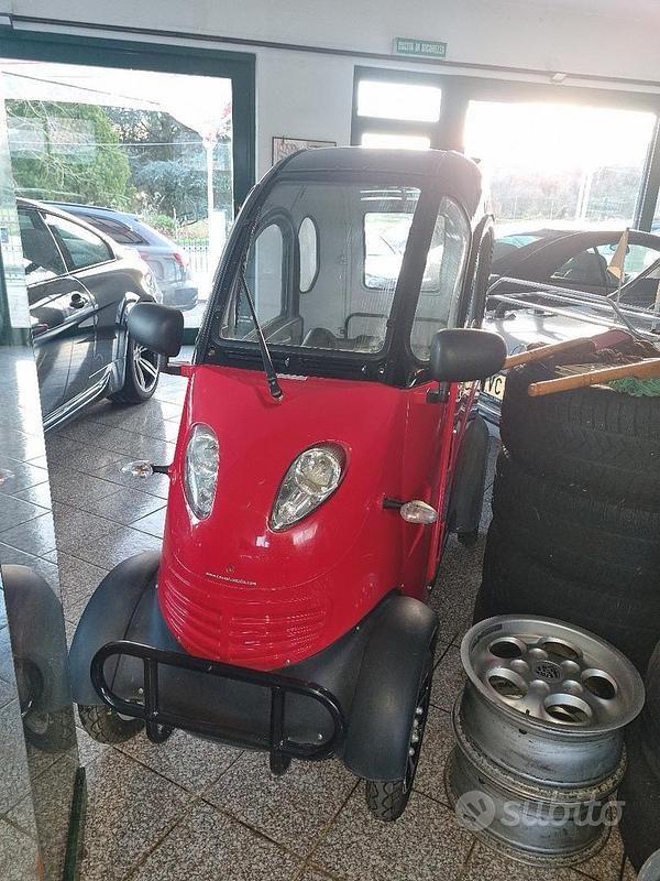 Nuova Ssangyong (KGM) Actyon 2025 Rosso Utilitaria