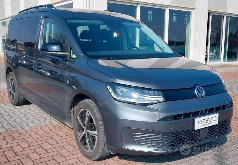 Grigio Usata 2024 VW Caddy Maxi Monovolume | 31.500 € (Buon prezzo) - Immagine 1/4
