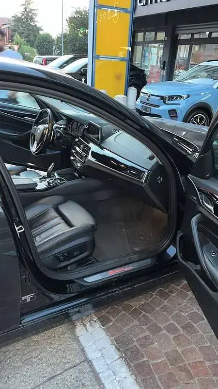 Usata BMW 520 Sport Line 190 CV (139 kW) 2018 Nero Berlina