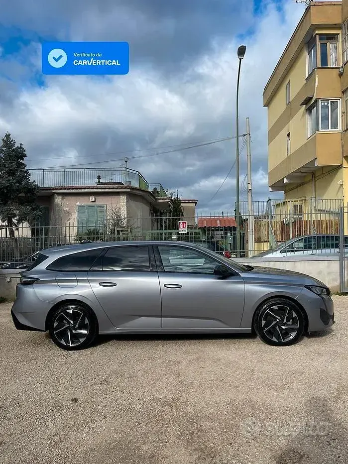 Usata Peugeot 308 SW Allure 131 CV (96 kW) 2023 Grigio Station wagon