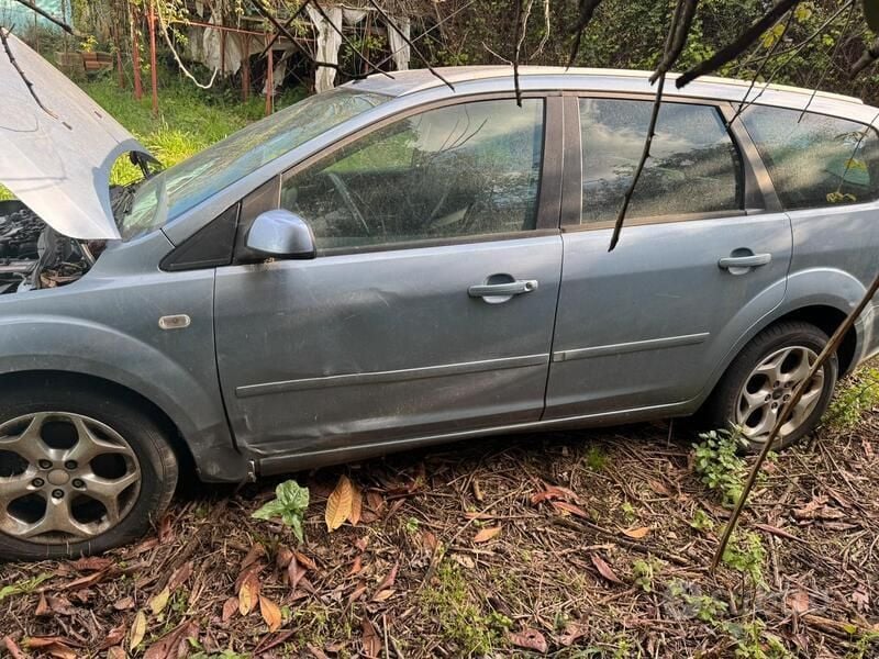 Usata Ford Focus S 90 CV (66 kW) 2005 Station wagon