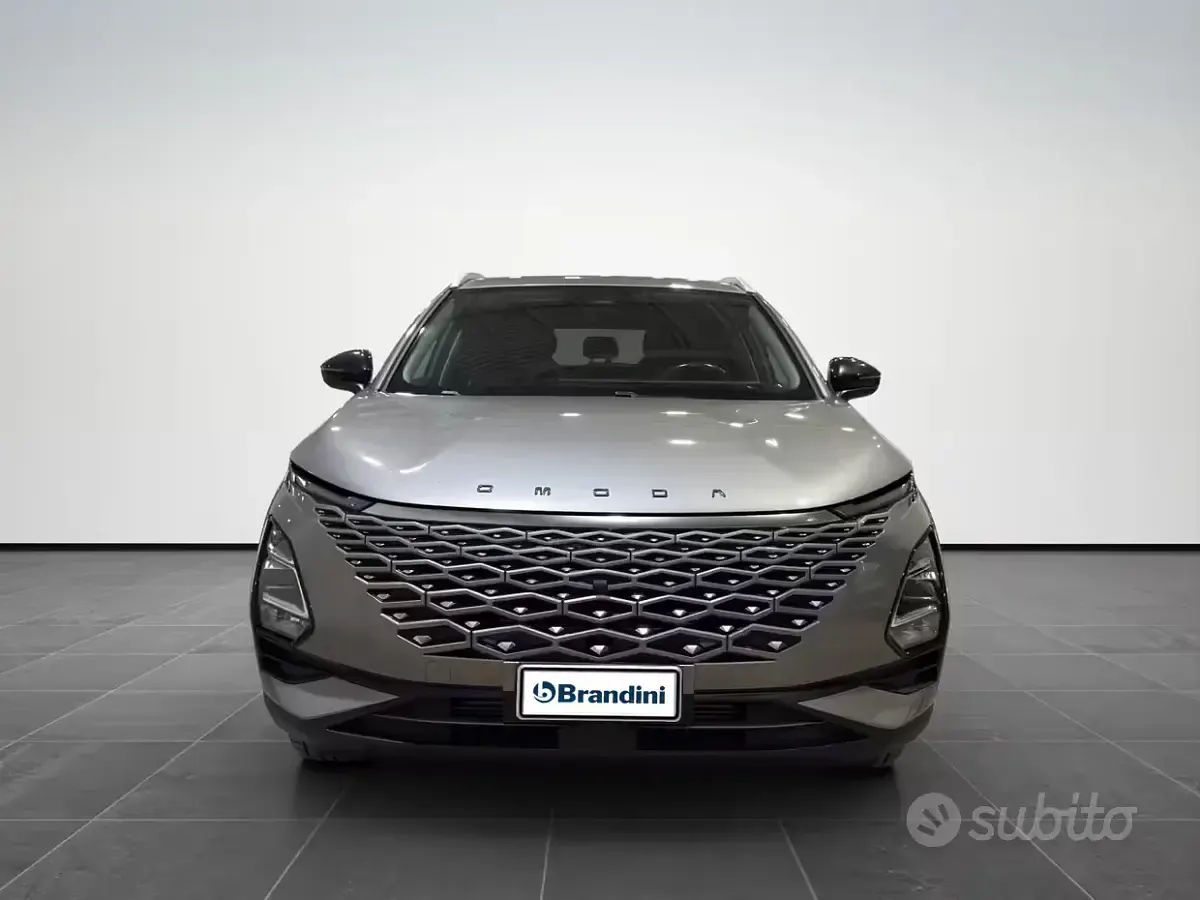 Usata Omoda 5 147 CV (108 kW) 2025 Phantom gray SUV