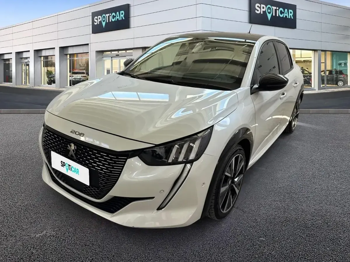 Usata Peugeot 208 GT 101 CV (74 kW) 2022 Utilitaria