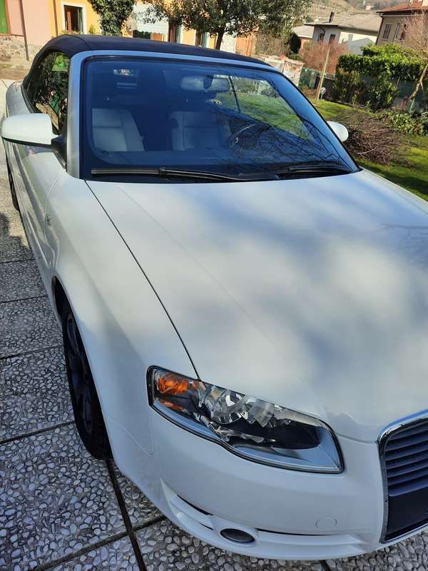 Usata Audi A4 Cabriolet 200 CV (147 kW) 2006 Bianco Cabrio