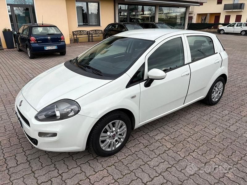 Usata Fiat Punto Evo 75 CV (55 kW) 2014 Bianco Utilitaria