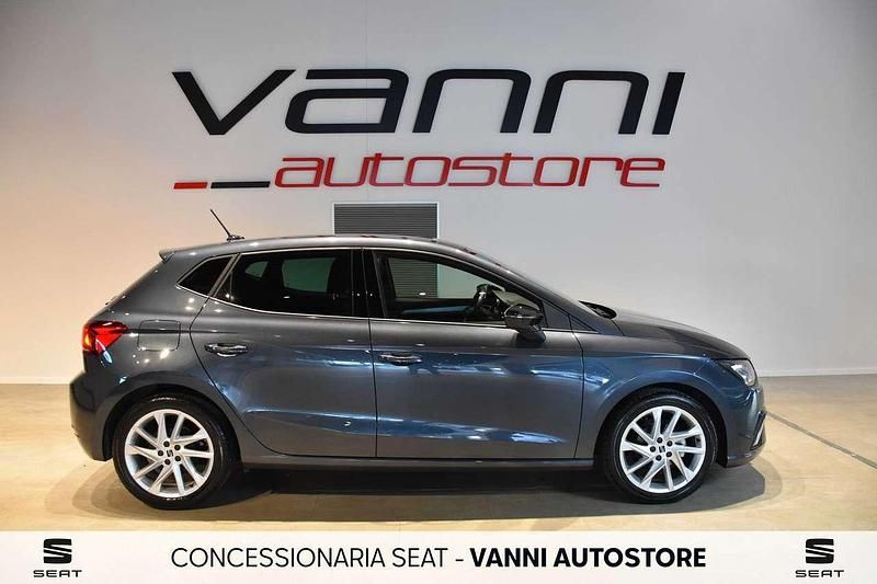 Usata Seat Ibiza FR 95 CV (69 kW) 2025 Grigio Utilitaria