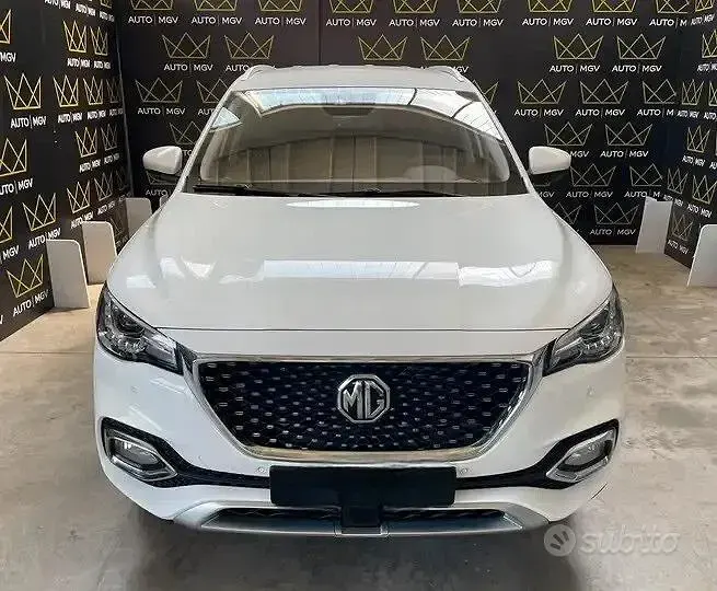 Usata MG HS Comfort 162 CV (119 kW) 2023 Bianco SUV