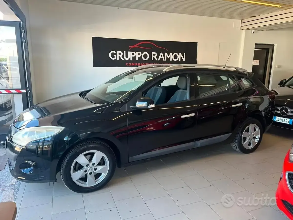 Usata Renault Mégane GrandTour 110 CV (80 kW) 2010 Nero Station wagon