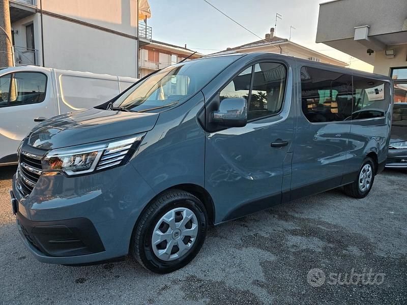 Usata Renault Trafic Equilibre 150 CV (110 kW) 2023 Grigio Monovolume