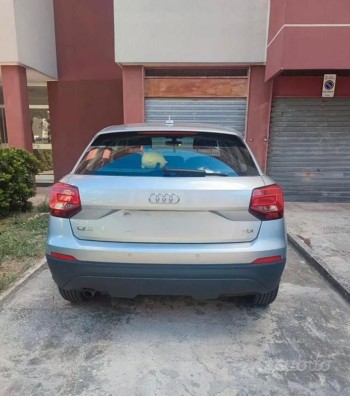 Usata Audi Q2 116 CV (85 kW) 2018 Grigio SUV