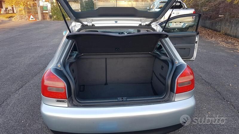 Usata Audi A3 Attraction 125 CV (91 kW) 1999 Grigio Utilitaria