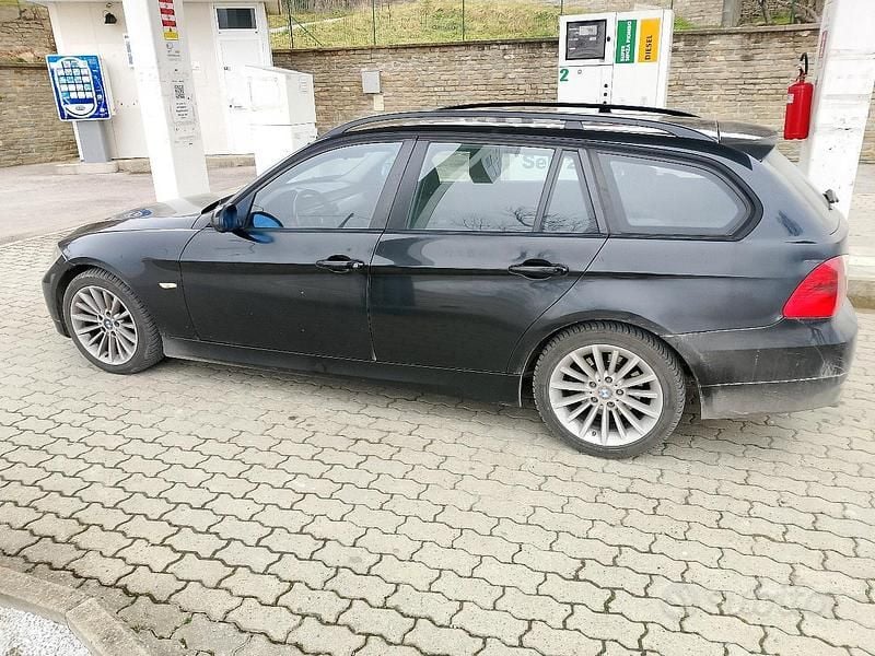 Usata BMW 320 177 CV (130 kW) 2007 Nero Station wagon