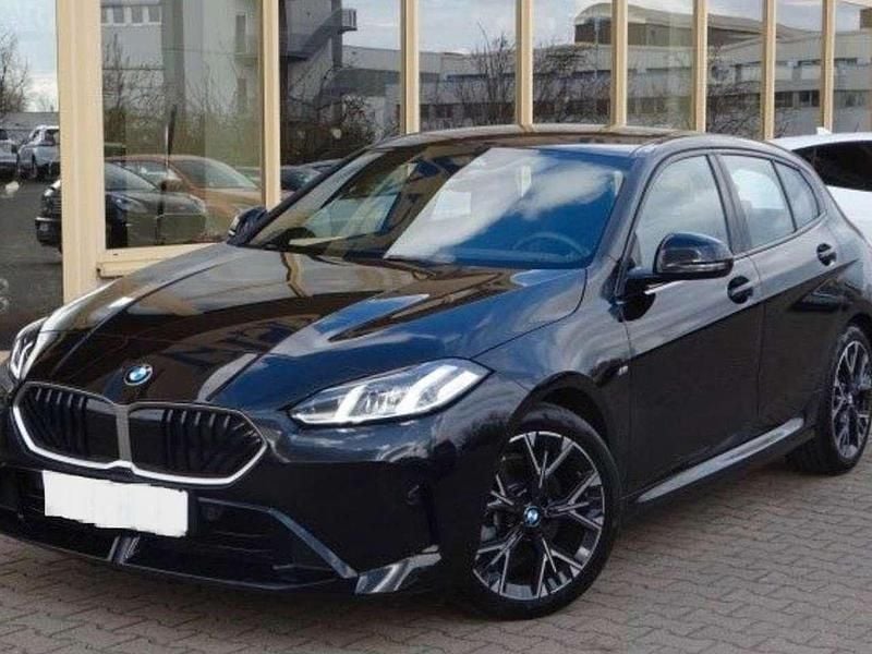 Usata BMW 120 M Sport 177 CV (130 kW) 2025 Nero Utilitaria
