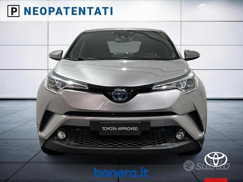 Usata Toyota C-HR Active 122 CV (89 kW) 2020 Gray SUV