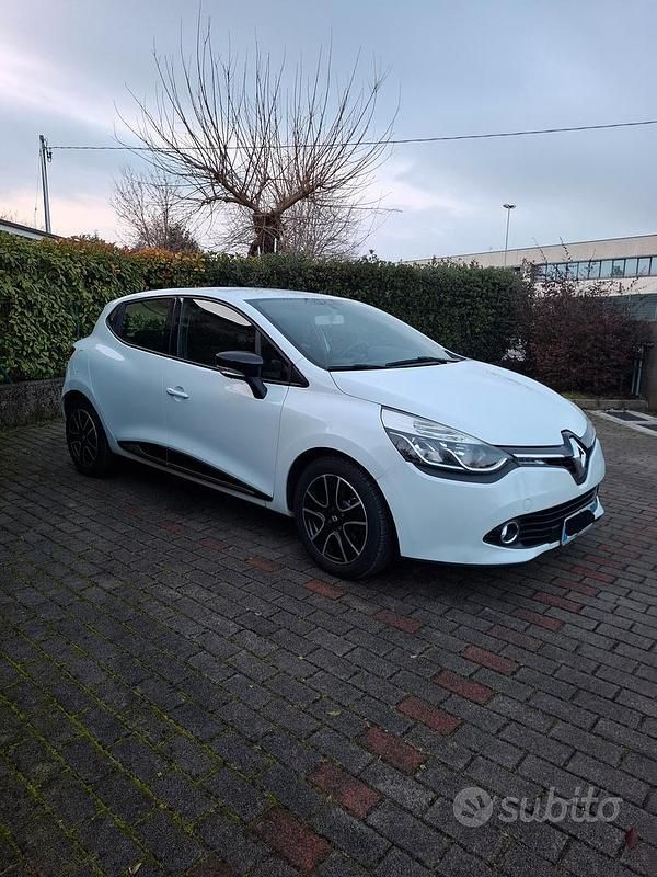 Usata Renault Clio IV 75 CV (55 kW) 2014 Bianco Utilitaria