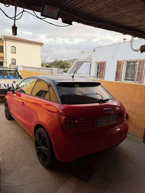 Usata Audi A1 Attraction 86 CV (63 kW) 2011 Rosso Utilitaria