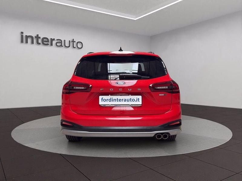 Usata Ford Focus Active 125 CV (91 kW) 2022 Race red Station wagon
