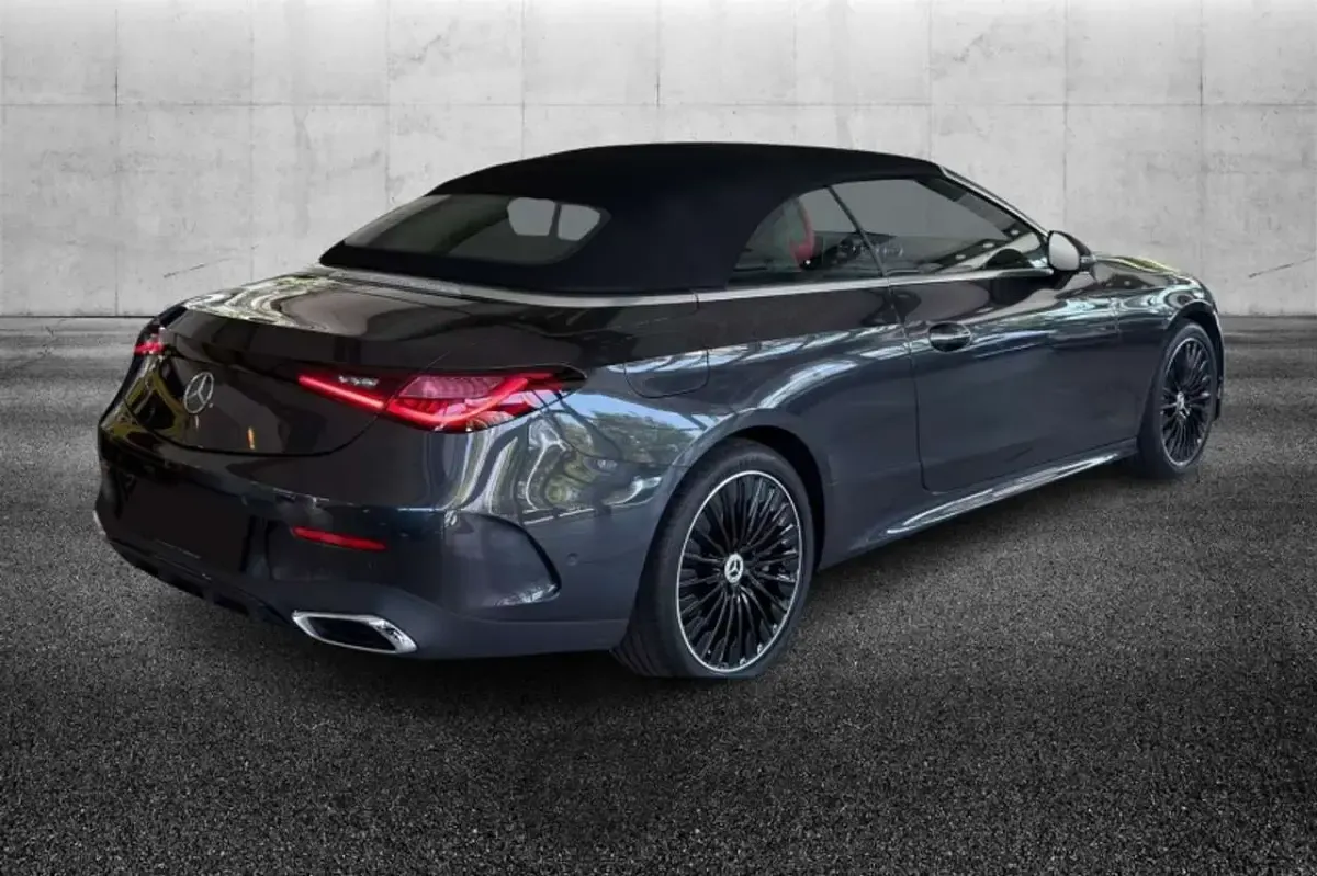 Usata Mercedes CLE450 AMG Line Premium 381 CV (280 kW) 2025 Grigio Cabrio