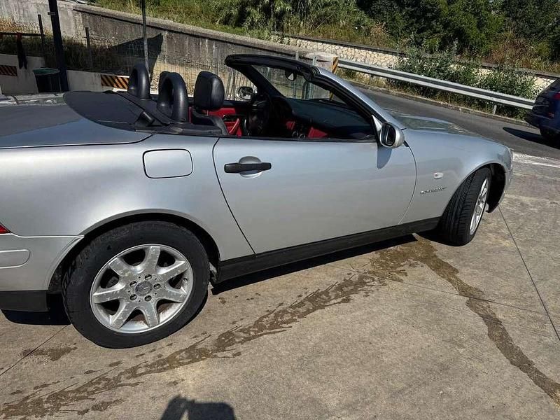 Usata Mercedes SLK200 192 CV (141 kW) 1999 Grigio Cabrio
