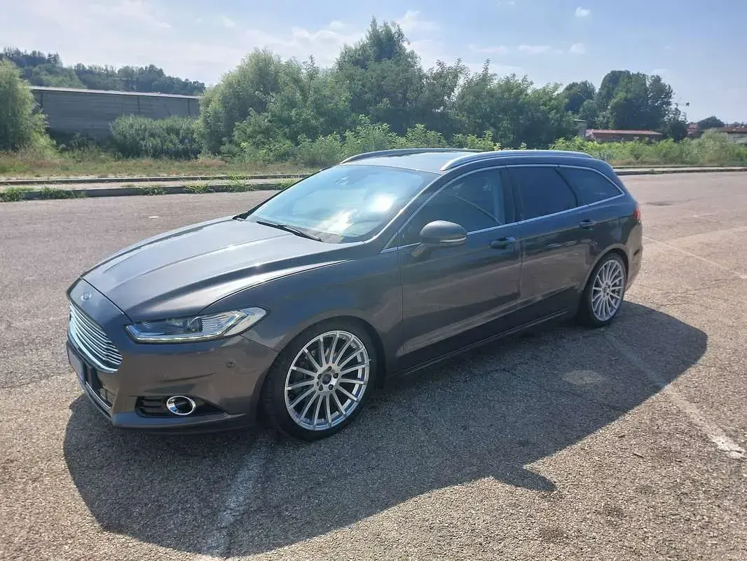 Usata Ford Mondeo Business Edition 180 CV (132 kW) 2016 Grigio Station wagon