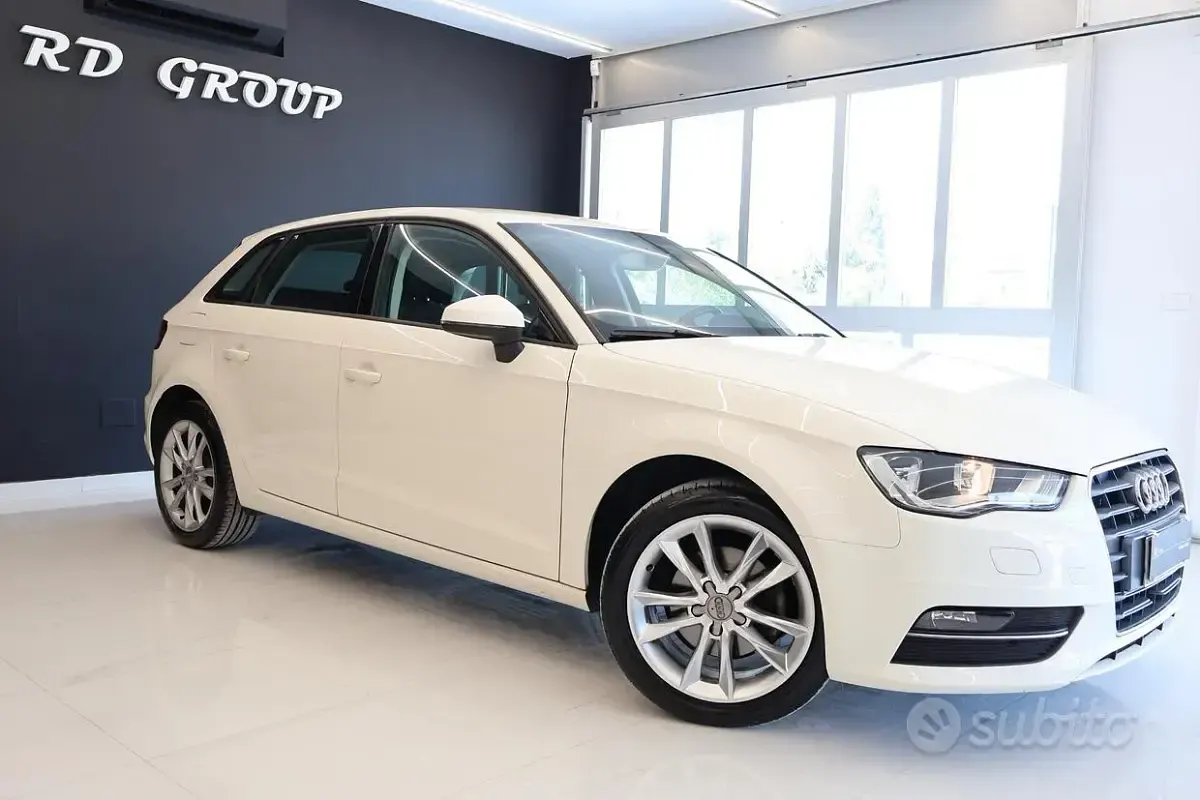 Usata Audi A3 Attraction 110 CV (80 kW) 2015 Bianco Berlina
