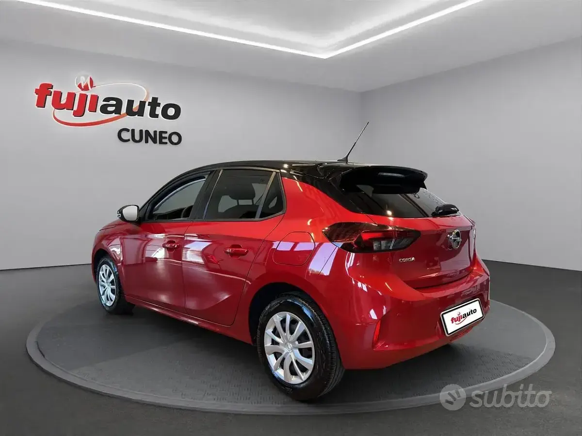 Usata Opel Corsa Elegance 75 CV (55 kW) 2020 Rosso Utilitaria