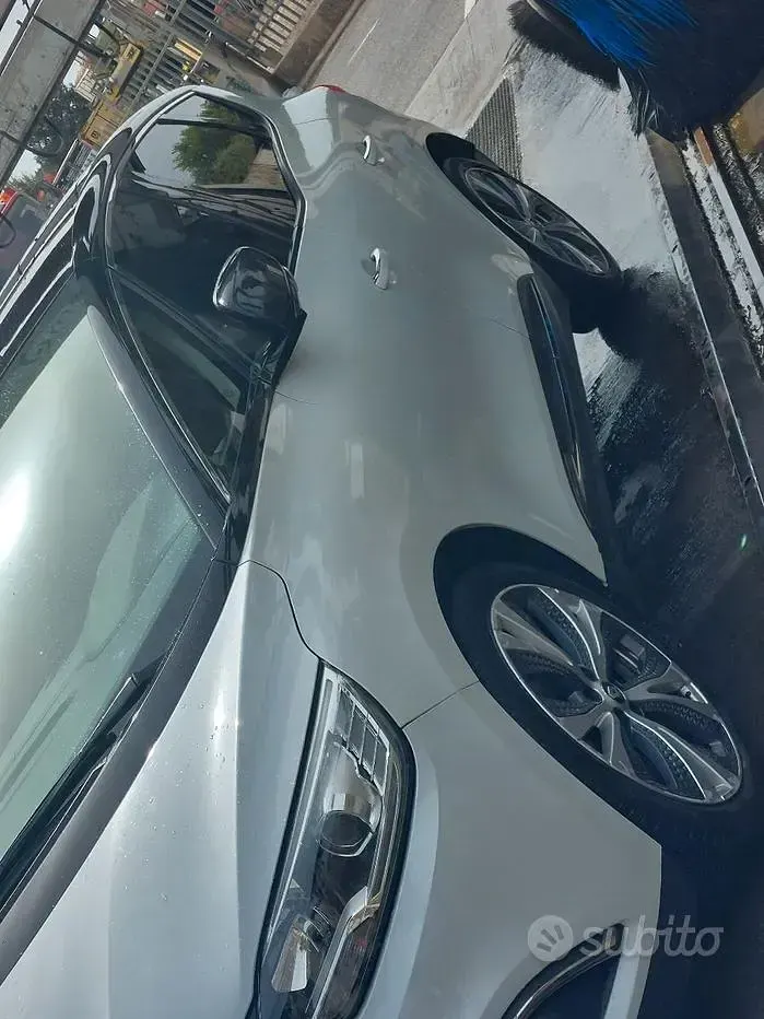 Usata Renault Scénic IV 110 CV (80 kW) 2018 Bianco Monovolume